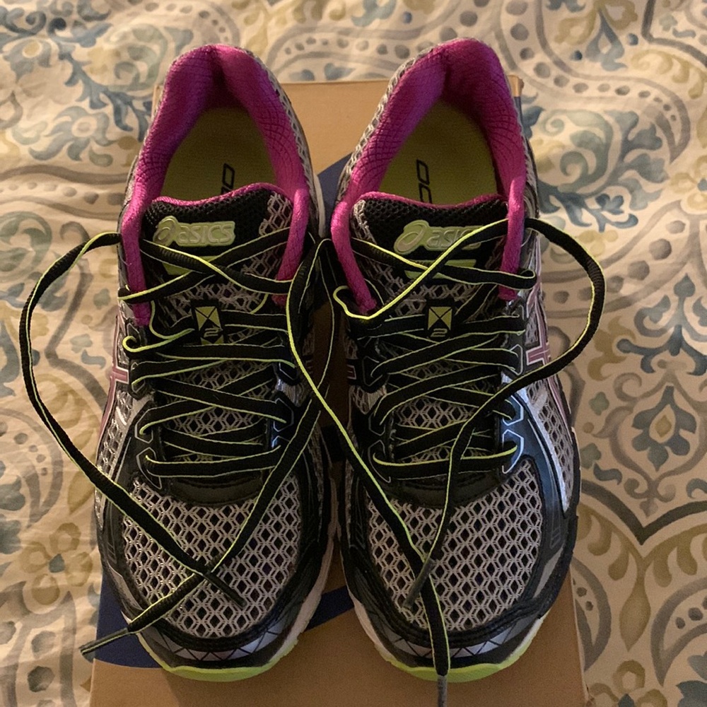 ASICS GT-2000 Running Shoes Size 7